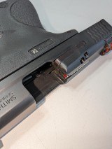 SMITH & WESSON M&P 40 SHIELD .40 S&W - 2 of 8