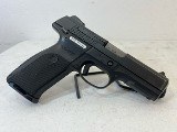 RUGER SR40 .40 S&W - Image 1 of 8