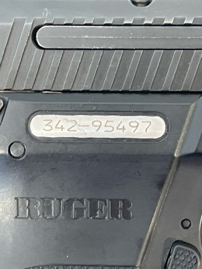 RUGER SR40 .40 S&W - Image 4 of 8