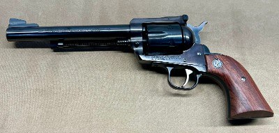 RUGER NEW MODEL BLACKHAWK .357 MAG - Image 2 of 6