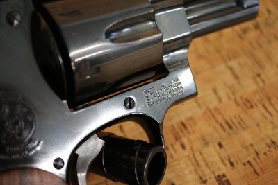 SMITH & WESSON MODEL 27 .357 MAG - Image 23 of 25