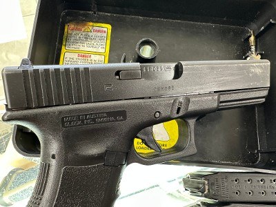 GLOCK G17 GEN 3 9MM LUGER (9x19 PARA) - Image 5 of 12