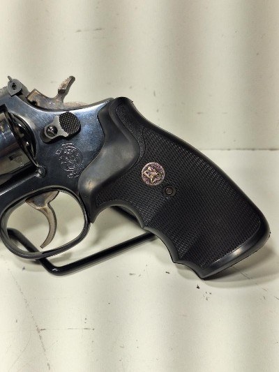 SMITH & WESSON 19-6 .357 MAG - Image 2 of 11