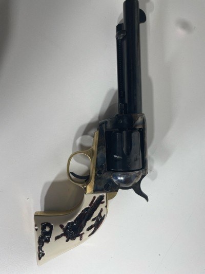 TAYLOR&sbquo;S & CO. 1873 REVOLVER .357 MAG