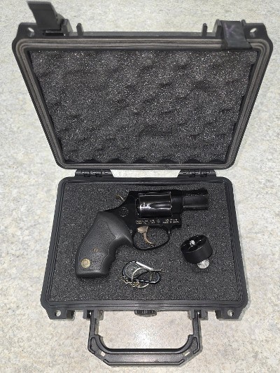 TAURUS ULTRA-LITE .38 SPL - Image 1 of 6