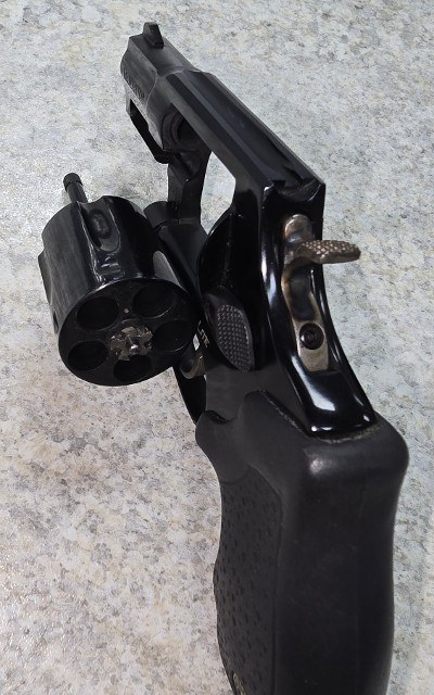 TAURUS ULTRA-LITE .38 SPL - Image 5 of 6