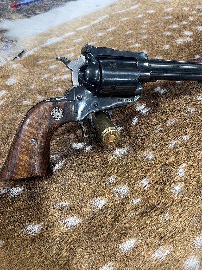 RUGER NEW MODEL BLACKHAWK CONVERTIBLE .44 rem mag - Image 4 of 8