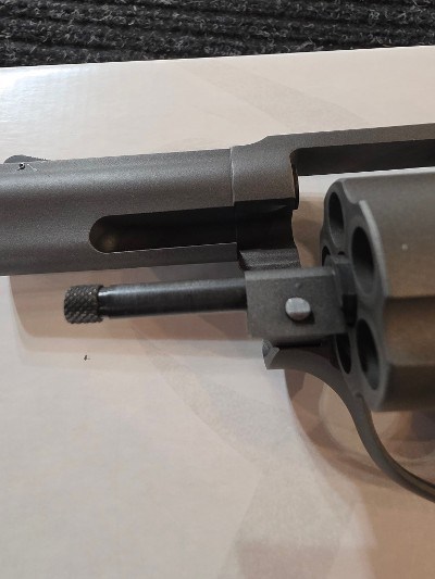 TAURUS DEFENDER 605 .38 SPECIAL/.357 MAGNUM - Image 4 of 12