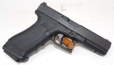 GLOCK G17 GEN 4 9MM LUGER (9X19 PARA) - Image 3 of 8