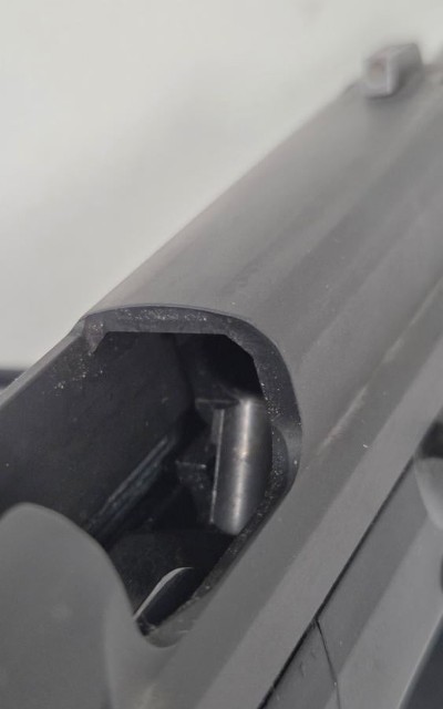 SIG SAUER P220 9MM LUGER (9x19 PARA) - Image 7 of 9