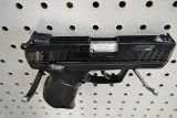 RUGER SR22 .22 LR - Image 3 of 3