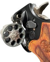 SMITH & WESSON 327 .357 MAG - 6 of 15