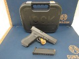 GLOCK G17 GEN 4 9MM LUGER (9x19 PARA) - 1 of 4