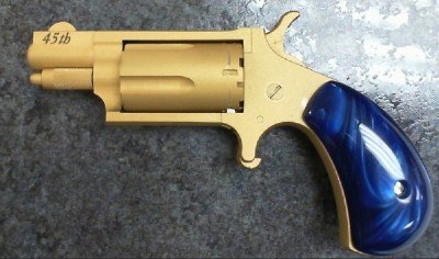 NORTH AMERICAN ARMS MINI REVOLVER .22 lr & .22 mag - Image 1 of 1