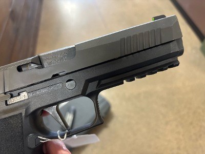 SIG SAUER P320 XTEN 10mm Auto - Image 4 of 5