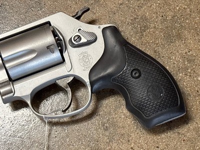 SMITH & WESSON 637-2 AIRWEIGHT .38 SPL - Image 2 of 5