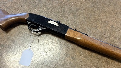 WINCHESTER 190 .22 LR - Image 8 of 9