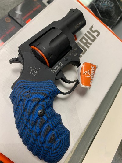 TAURUS 856 .38 SPL - Image 3 of 6