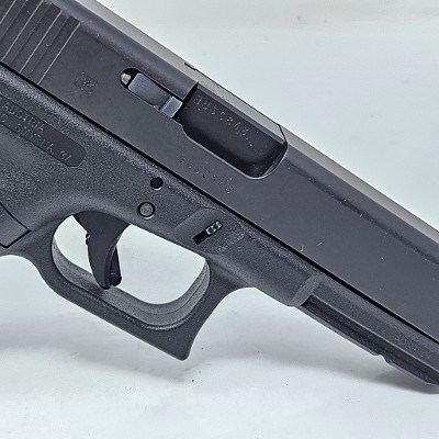 GLOCK G22 GEN 3.40 S&W - Image 14 of 25