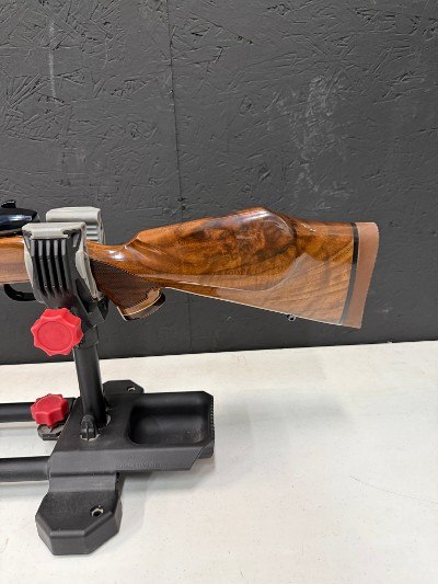 WEATHERBY Mark V Deluxe7MM WBY MAG - Image 12 of 17