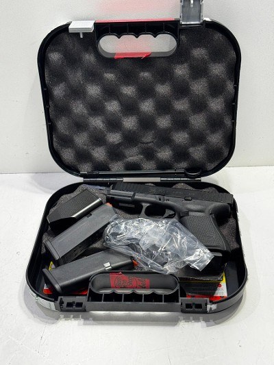 GLOCK 19CV 9MM LUGER (9x19 PARA) - Image 1 of 7