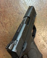 SMITH & WESSON M&P9 SHIELD EZ M2.0 9MM LUGER (9x19 PARA) - Image 5 of 6