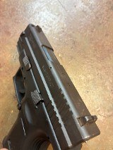 SPRINGFIELD ARMORY XD-40 SUB COMPACT .40 S&W - 5 of 5