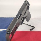 SMITH & WESSON M&P 9 SHIELD EZ M2.0 9MM LUGER (9x19 PARA) - Image 3 of 9