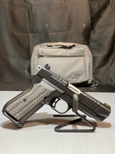 KIMBER KDS9C BLACK 9MM LUGER (9x19 PARA) - Image 1 of 6