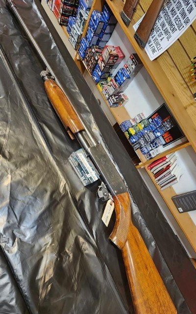 ITHACA GUN COMPANY 37 FEATHERLIGHT 12 GA - Image 1 of 6