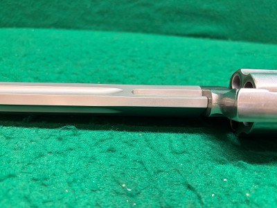 SMITH & WESSON 460XVR PERFORMANCE .460 S&W MAGNUM - Image 23 of 25