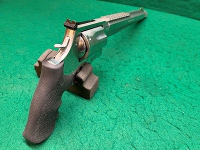 SMITH & WESSON 460XVR PERFORMANCE .460 S&W MAGNUM - Image 13 of 25
