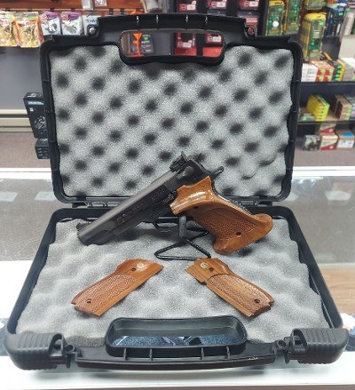 SMITH & WESSON 52-2 .38 SPL