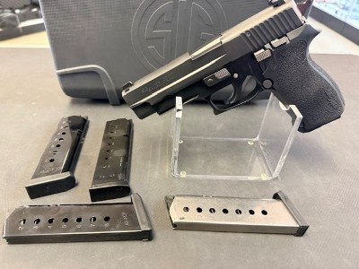 SIG SAUER P220 .45 ACP - Image 2 of 9