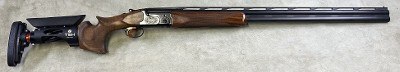 CAESAR GUERINI SUMMIT SPORTING 12 GA - Image 1 of 12