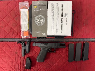 GLOCK MODEL 17 GEN 59MM LUGER (9x19 PARA) - Image 1 of 4
