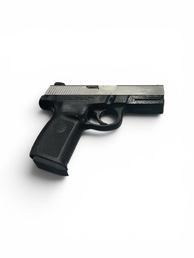SMITH & WESSON SW40VE .40 S&W - Image 1 of 5