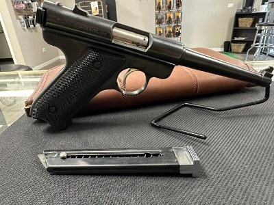 RUGER mark II .22 LR - Image 1 of 7