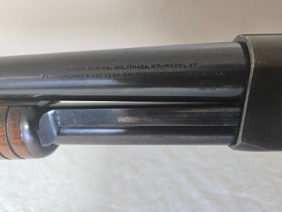 ITHACA GUN COMPANY MODEL 37 FEATHERLIGHT 12 GA - Image 4 of 9