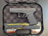 GLOCK 19 GEN 5 9MM LUGER (9x19 PARA) - Image 1 of 5
