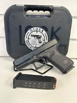 GLOCK 23 GEN5 .40 S&W - 1 of 7