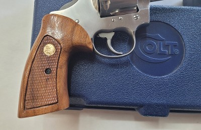 COLT KING COBRA .357 MAG - Image 15 of 19