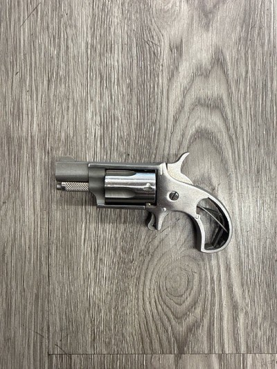 NORTH AMERICAN ARMS MINI REVOLVER (NAA-22LR) .22 LONG - Image 2 of 4