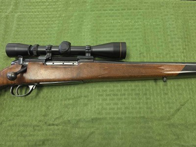 WEATHERBY MARK V .300 WBY MAG - Image 3 of 7