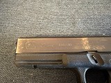 Glock G22Gen 4 .40 S&W - 6 of 10