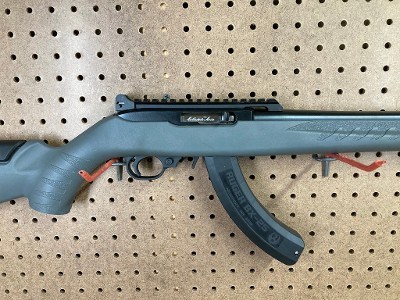 RUGER 10/22 COLLECTOR SERIES CARBINE .22 LR - Image 3 of 9