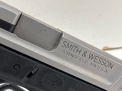 SMITH & WESSON SD40VE 40 Smith & Wesson - Image 5 of 12
