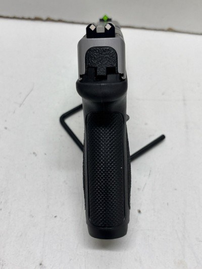 SMITH & WESSON SD40VE 40 Smith & Wesson - Image 7 of 12