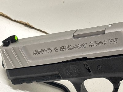SMITH & WESSON SD40VE 40 Smith & Wesson - Image 3 of 12
