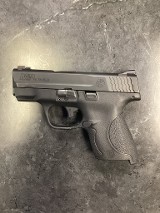 SMITH & WESSON M&P 40 Shield .40 S&W - Image 2 of 3